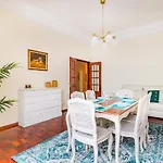 Marques De Pombal Classical Living דירה *