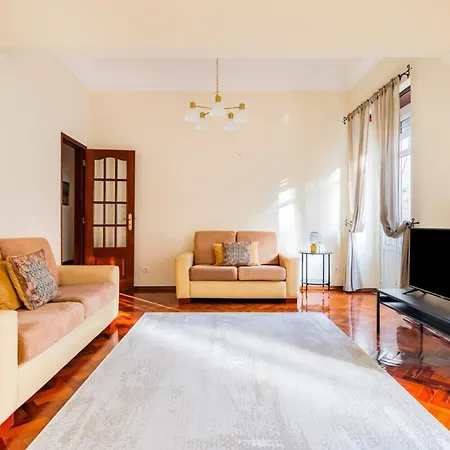 Marques De Pombal Classical Living